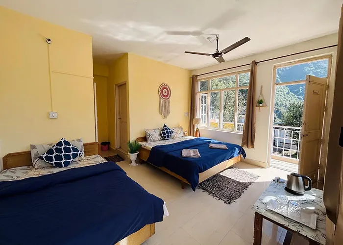 Rahgir Mcleodganj Hostel